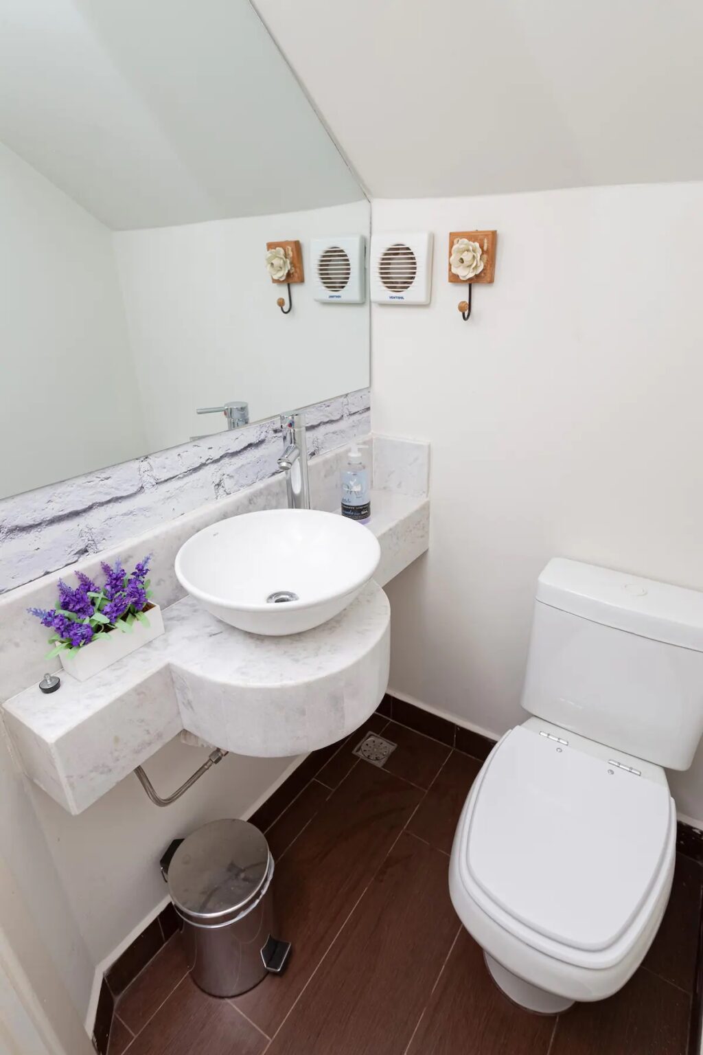 Casa São Pedro – Lavabo