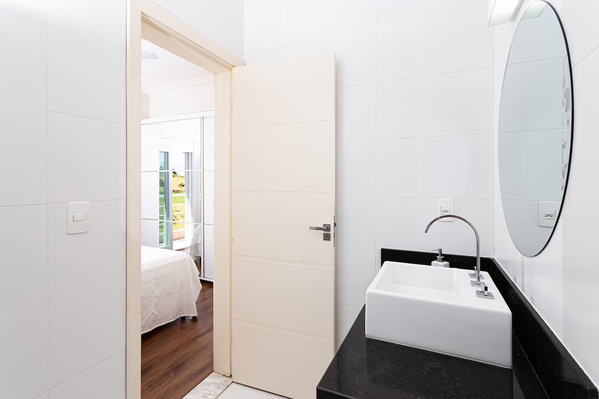 Casa São Pedro – Quarto3_Banheiro